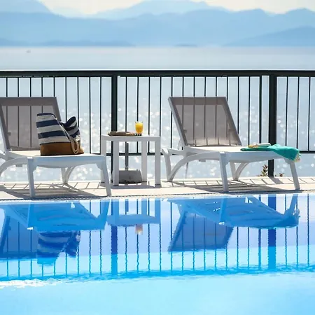 Siora Leni Otel Benitses (Corfu)